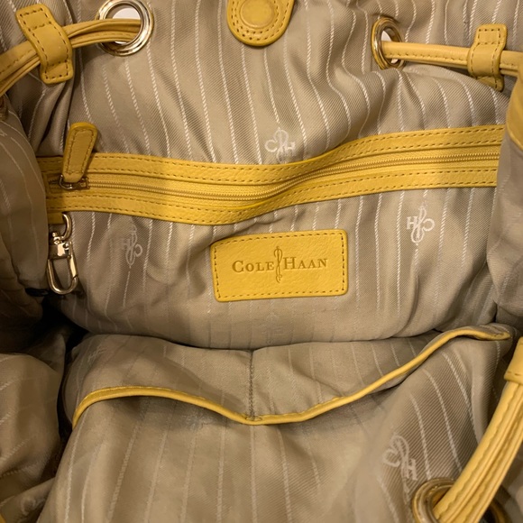 Come haan purse. Yellow - Picture 5 of 6